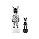 LLADRÓ PORCELAIN SCULPTURE "THE GUEST – LITTLE" BY DÍAZ-FAES IN BLACK AND WHITE. LIMITED SERIES 